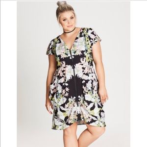 City Chic Spring Zip Front Tunic (22/XL)